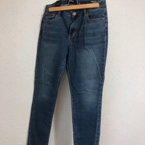💙 NWT | Mid-Rise Skinny Jeans